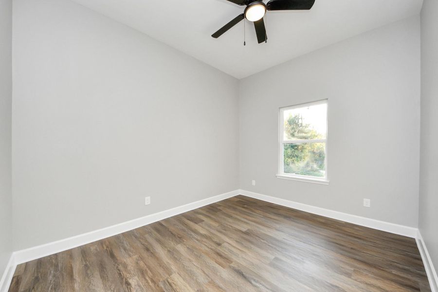 Spacious, unfurnished interior of a new home in , Houston (Image 24).