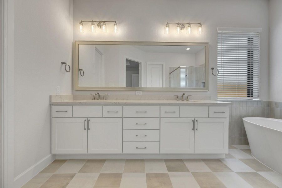 Furnished interior view inside a new home in Riceland - Summit Collection, Mont Belvieu (Image 5).