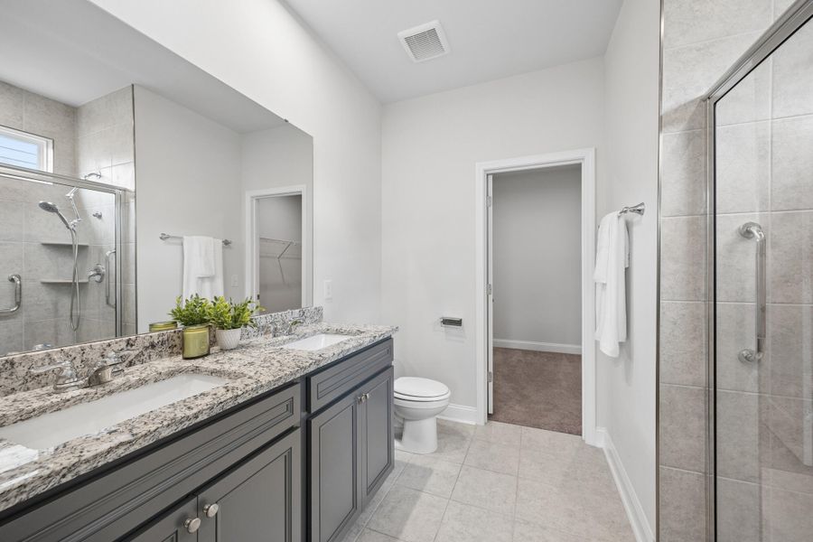 Furnished interior view inside a new home in , Beaufort (Image 13).