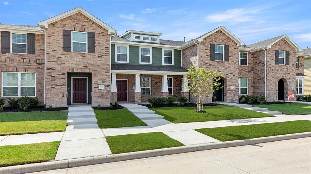 02. 3705 Star Mesa - Front (2)