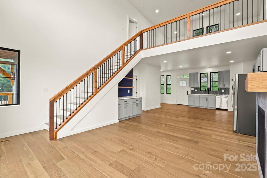 Image 32 of a home in . Image 32 of a home in .