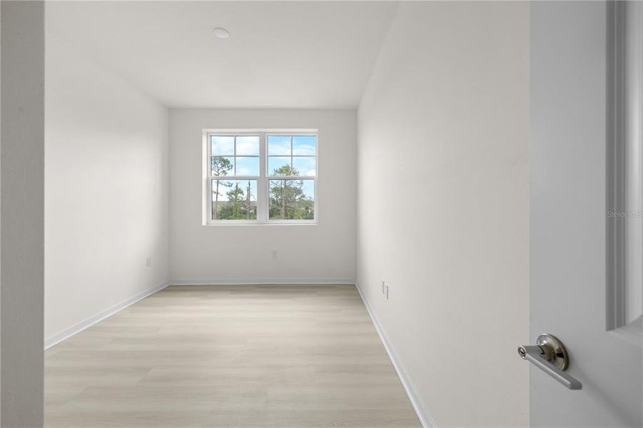 Spacious, unfurnished interior of a new home in , Orlando (Image 24).
