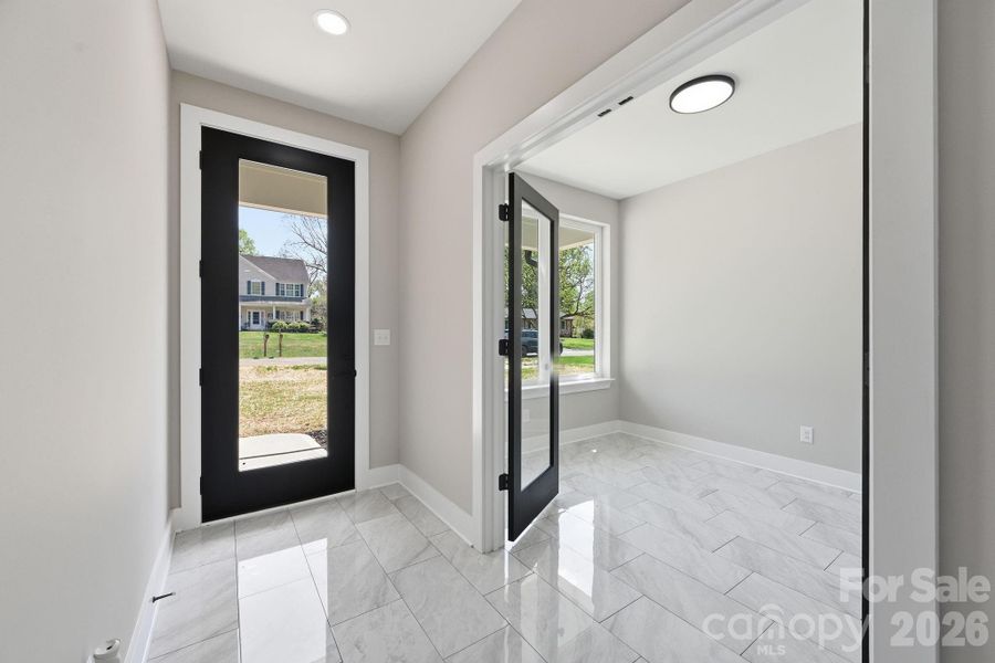 Spacious, unfurnished interior of a new home in , Huntersville (Image 19).