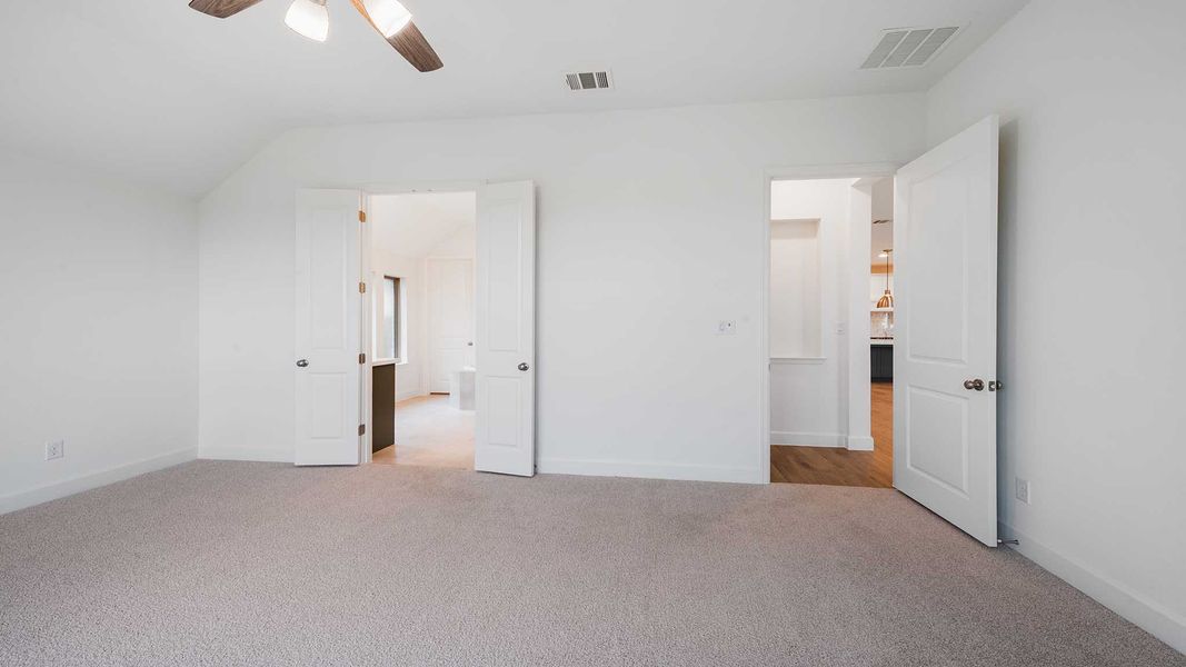 Spacious, unfurnished interior of a new home in Meraki, Forney (Image 23).