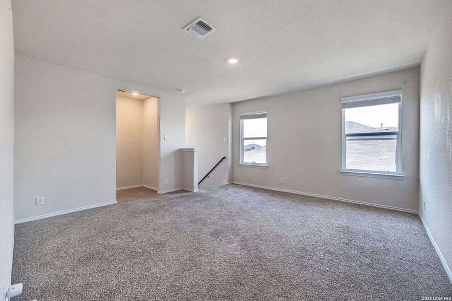 Spacious, unfurnished interior of a new home in Avenida, Converse (Image 28). Spacious, unfurnished interior of a new home in Avenida, Converse (Image 28).