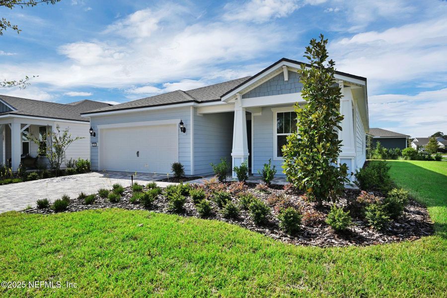 Image 33 of a home in Del Webb Nocatee.