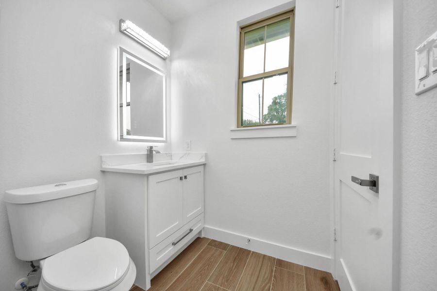 Hallway Full Bathroom Hallway Full Bathroom
