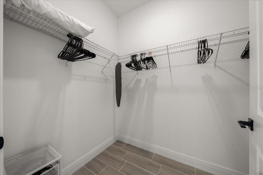 Spacious, unfurnished interior of a new home in , Ocala (Image 24).