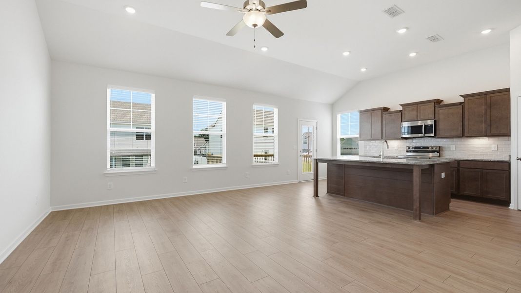 Image 31 of a home in Wheatfield.