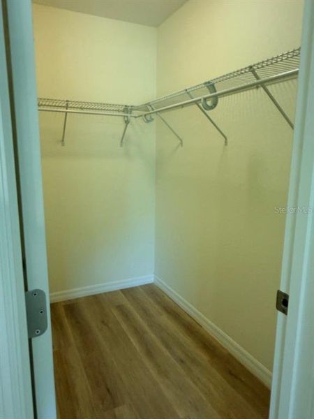 Spacious, unfurnished interior of a new home in , Dunnellon (Image 23).