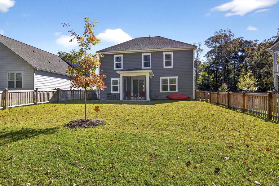 Exterior details and patio area of a home in The Ponds, Summerville (Image 3).