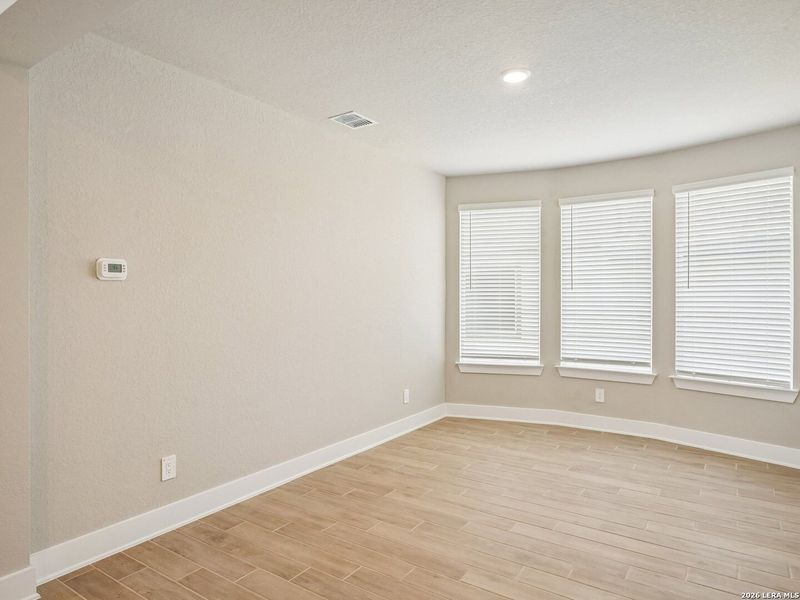 Spacious, unfurnished interior of a new home in Stetson Ridge, Marion (Image 14).
