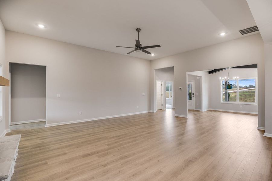 Spacious, unfurnished interior of a new home in Parmer Farms, Roopville (Image 20).