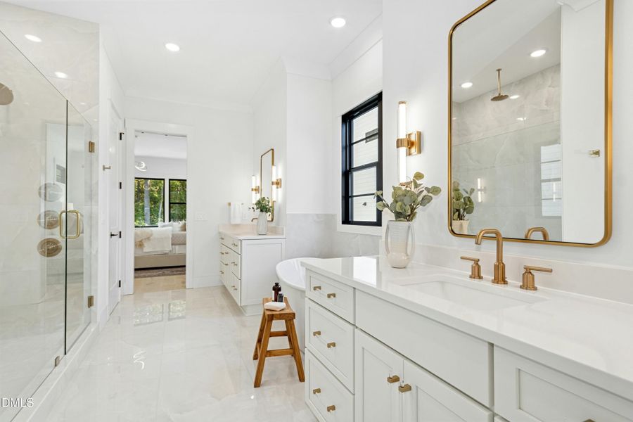 035-487784-IMG_8542 035-487784-IMG_8542