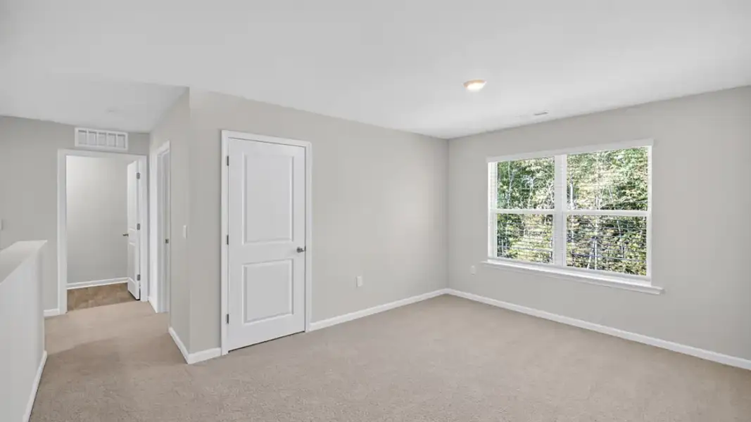 Spacious, unfurnished interior of a new home in Mangum Farms, Stem (Image 22).