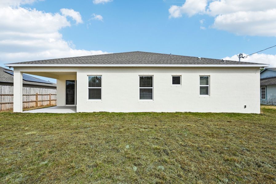 Exterior details and patio area of a home in Port St. Lucie, Port St. Lucie (Image 20).