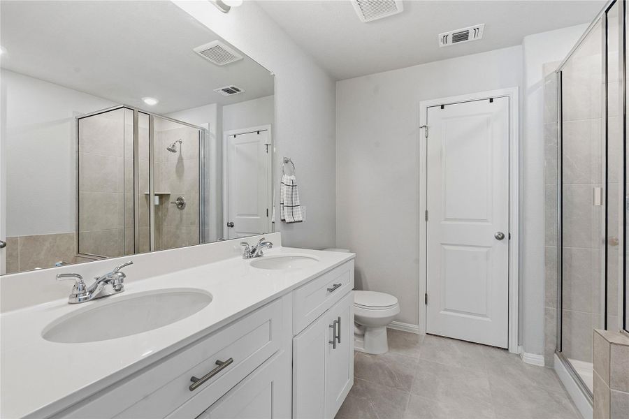 Furnished interior view inside a new home in Crosswinds, Kyle (Image 16).