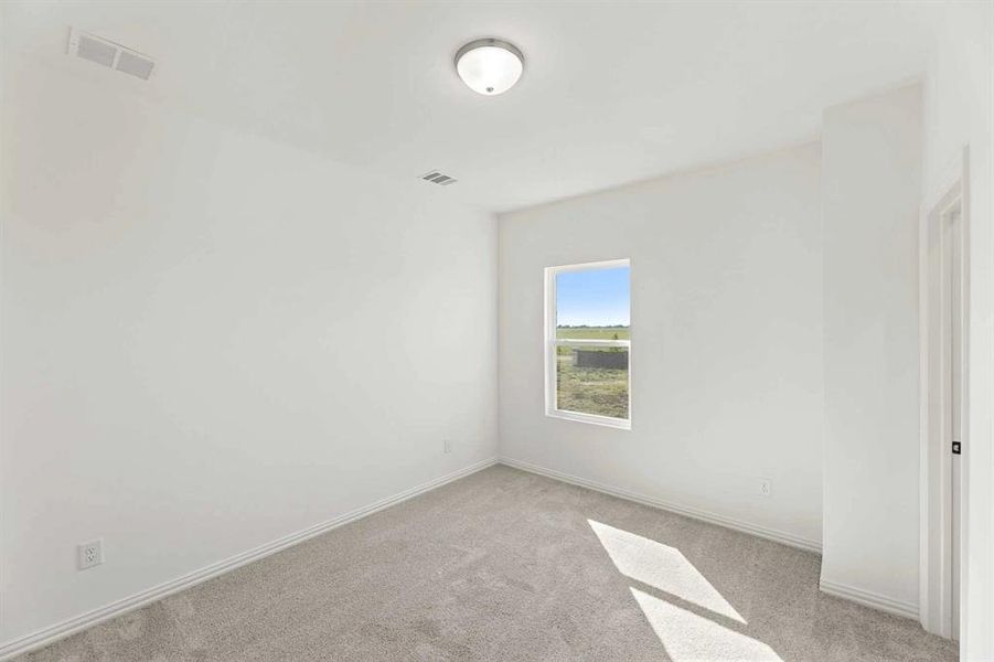 Spacious, unfurnished interior of a new home in Creekview Fossil Ridge, Pilot Point (Image 16). Spacious, unfurnished interior of a new home in Creekview Fossil Ridge, Pilot Point (Image 16).