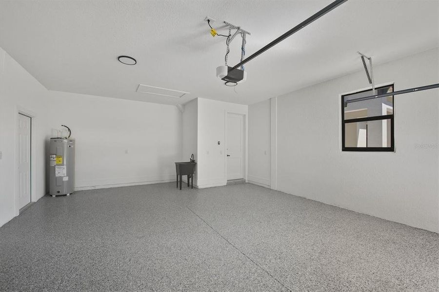 Spacious, unfurnished interior of a new home in , North Port (Image 21). Spacious, unfurnished interior of a new home in , North Port (Image 21).