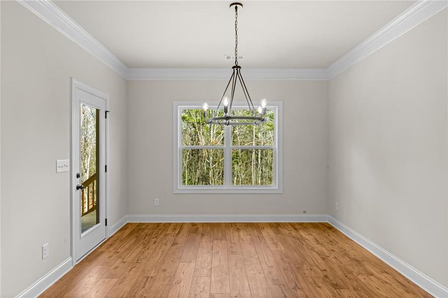 Spacious, unfurnished interior of a new home in Red Oak Ridge, Loganville (Image 13).