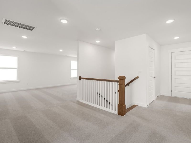 Spacious, unfurnished interior of a new home in Woods Crossing, Gallatin (Image 63).