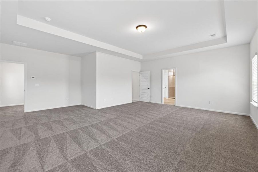Spacious, unfurnished interior of a new home in Allen Manor, Hoschton (Image 20).