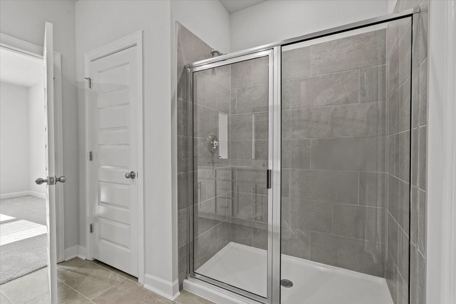 Furnished interior view inside a new home in Holland Park, Spartanburg (Image 9).