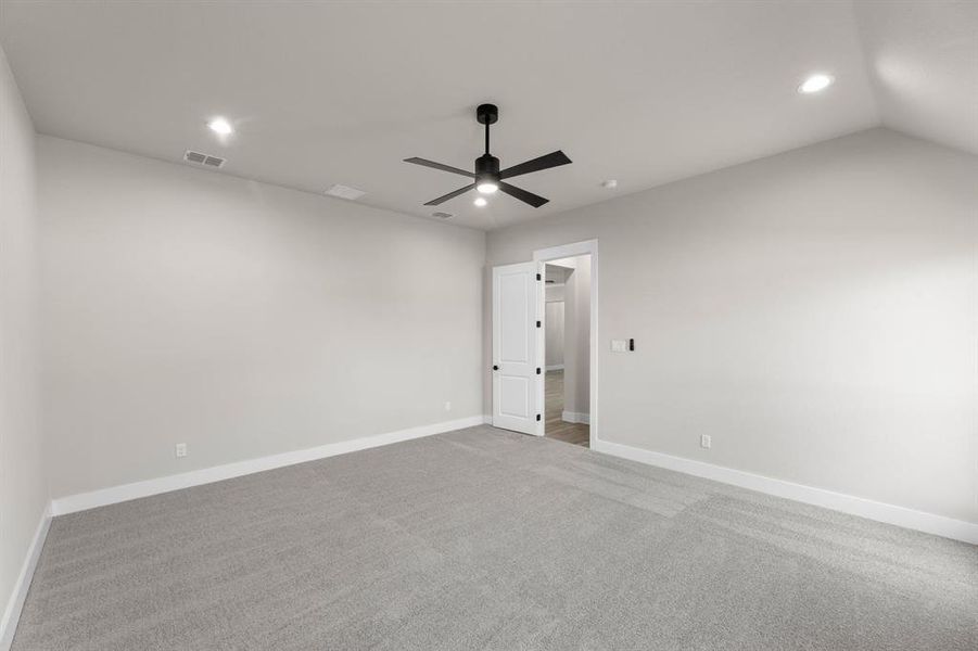 209 Bel Grand-Primary Suite-2