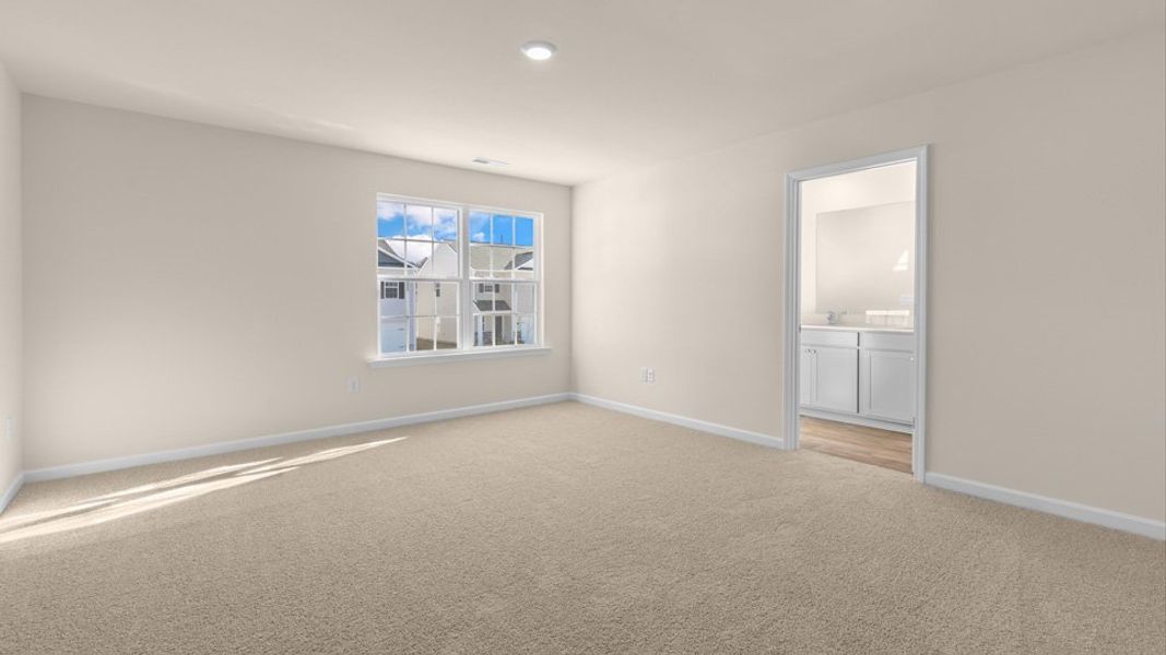 Spacious, unfurnished interior of a new home in Willow Mill, Thomasville (Image 23).
