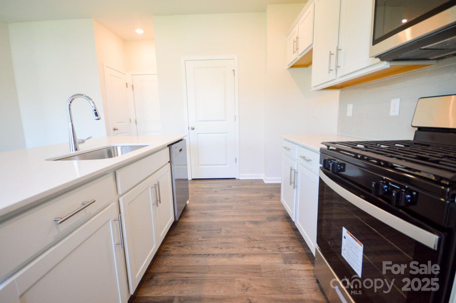 Furnished interior view inside a new home in Valleywood Farms, Waynesville (Image 9). Furnished interior view inside a new home in Valleywood Farms, Waynesville (Image 9).