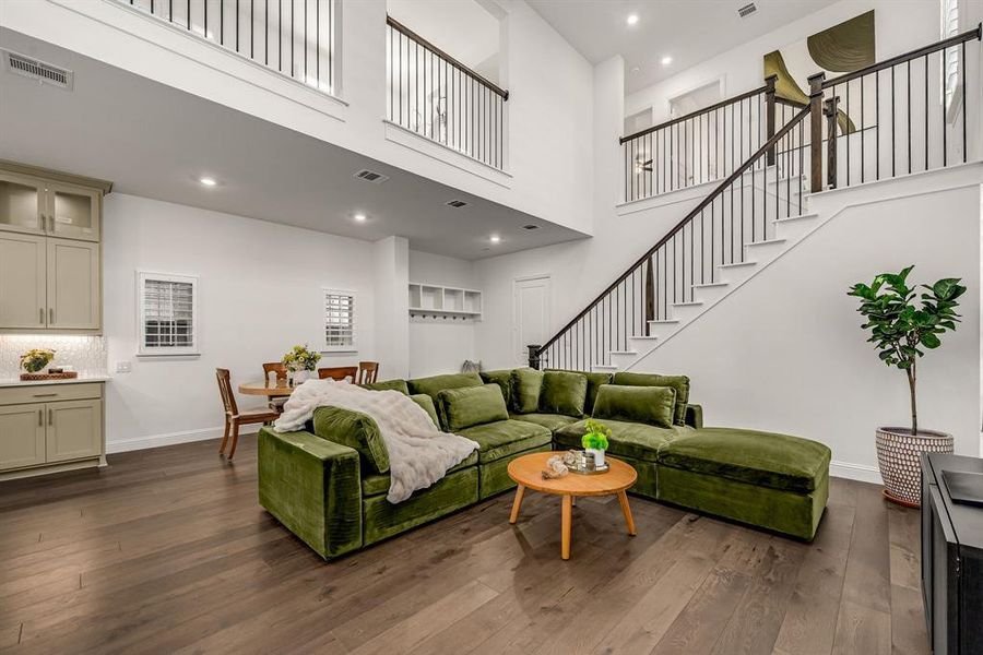 Furnished interior view inside a new home in Fields Villas - Darling Homes, Frisco (Image 11). Furnished interior view inside a new home in Fields Villas - Darling Homes, Frisco (Image 11).