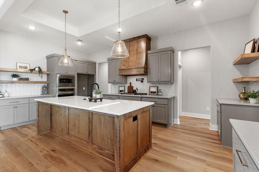 Furnished interior view inside a new home in , Bryan (Image 35).
