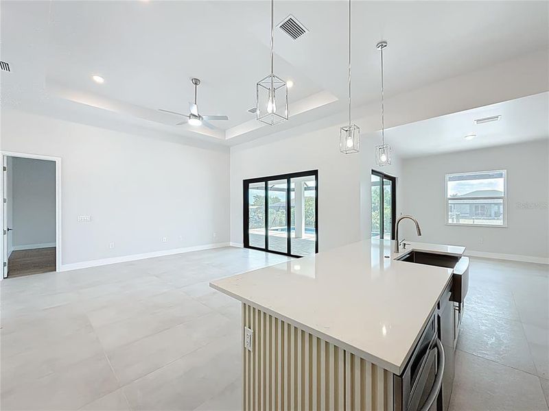 Spacious, unfurnished interior of a new home in , Port Charlotte (Image 18).