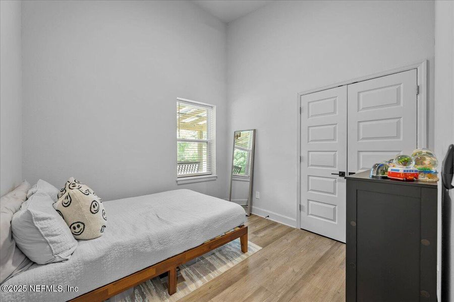 Furnished interior view inside a new home in , Palatka (Image 14).