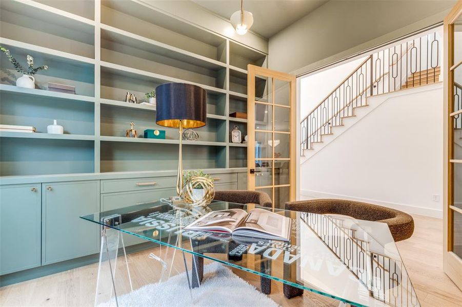 Furnished interior view inside a new home in , Dallas (Image 10). Furnished interior view inside a new home in , Dallas (Image 10).