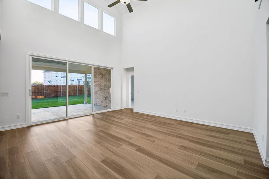 Representative unfurnished interior of a home built from the Oglesby by Pulte Homes in Corley Farms, Boerne (Image 13).