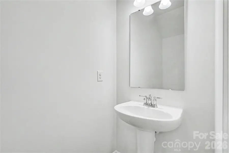 Image 33 of a home in . Image 33 of a home in .