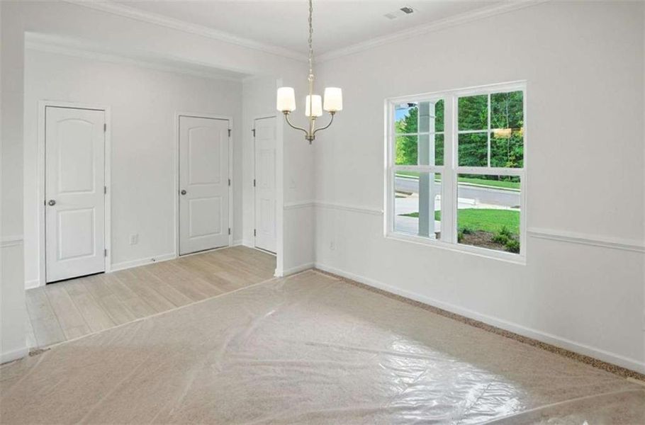 Spacious, unfurnished interior of a new home in Creekside Landing, Dallas (Image 25).