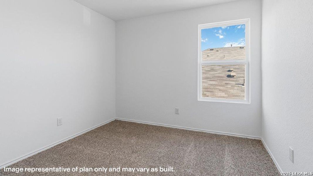 Spacious, unfurnished interior of a new home in Blue Ridge Ranch, San Antonio (Image 17).