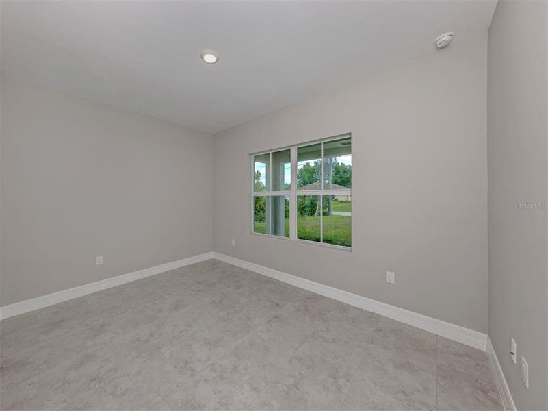 Spacious, unfurnished interior of a new home in , North Port (Image 30).