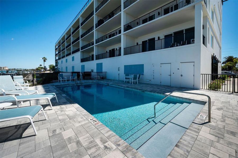 Condo located in Madeira Beach, FL showcasing its design and architecture (Image 37).