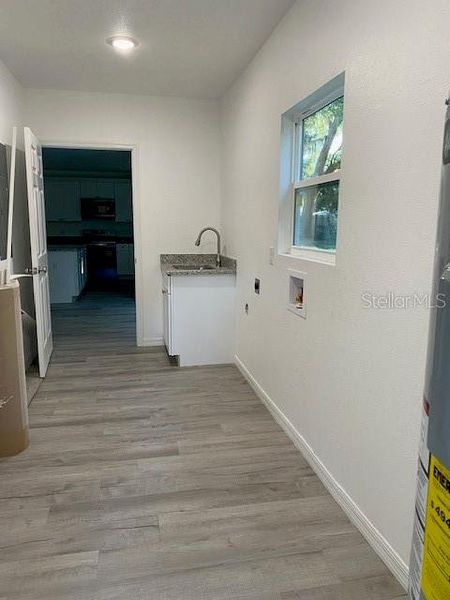 Spacious, unfurnished interior of a new home in , Gainesville (Image 14).