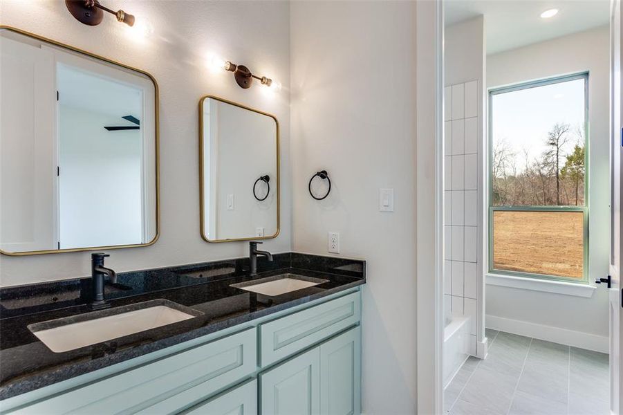 Furnished interior view inside a new home in , Weatherford (Image 14).