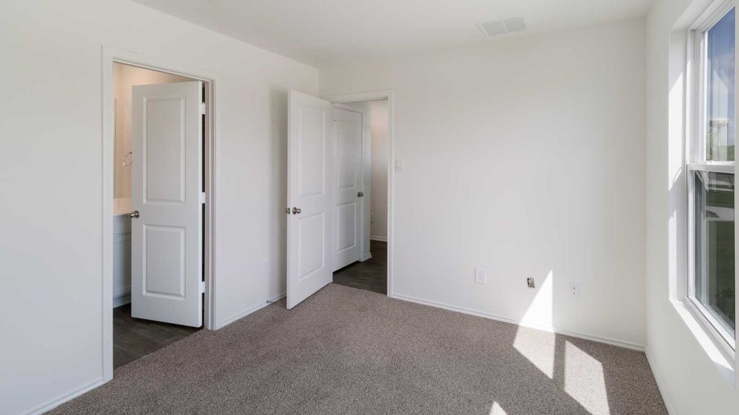 Image 21 representing the The Dahlia by D.R. Horton in Marigold, Kyle, TX.