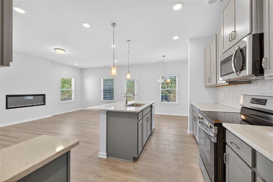Furnished interior view inside a new home in Franklin Manor, Lawrenceville (Image 6).