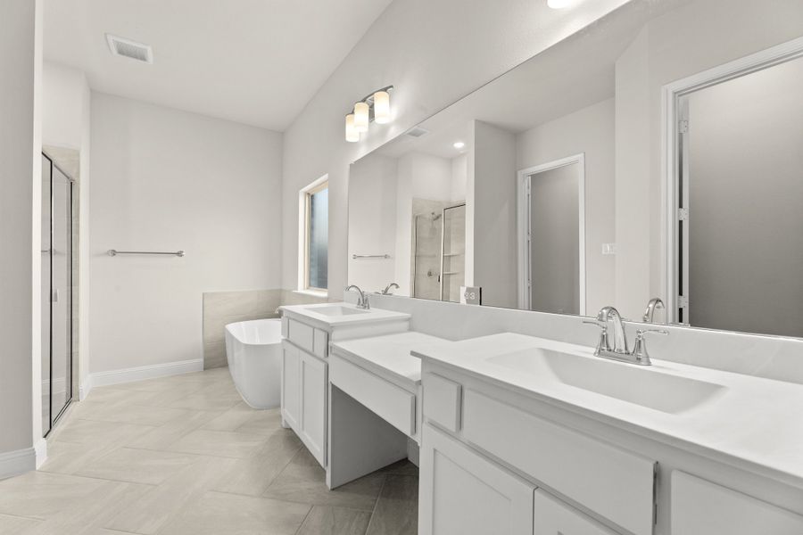 Representative furnished interior of a home built from the Chessel JS by Sandlin Homes in Timberbrook, Justin (Image 11).