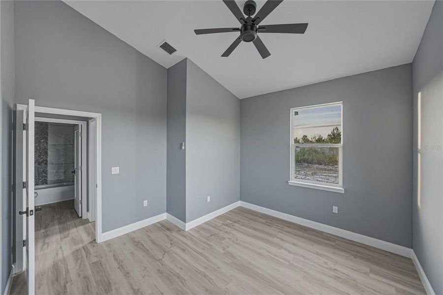 Spacious, unfurnished interior of a new home in , Indian Lake Estates (Image 21).