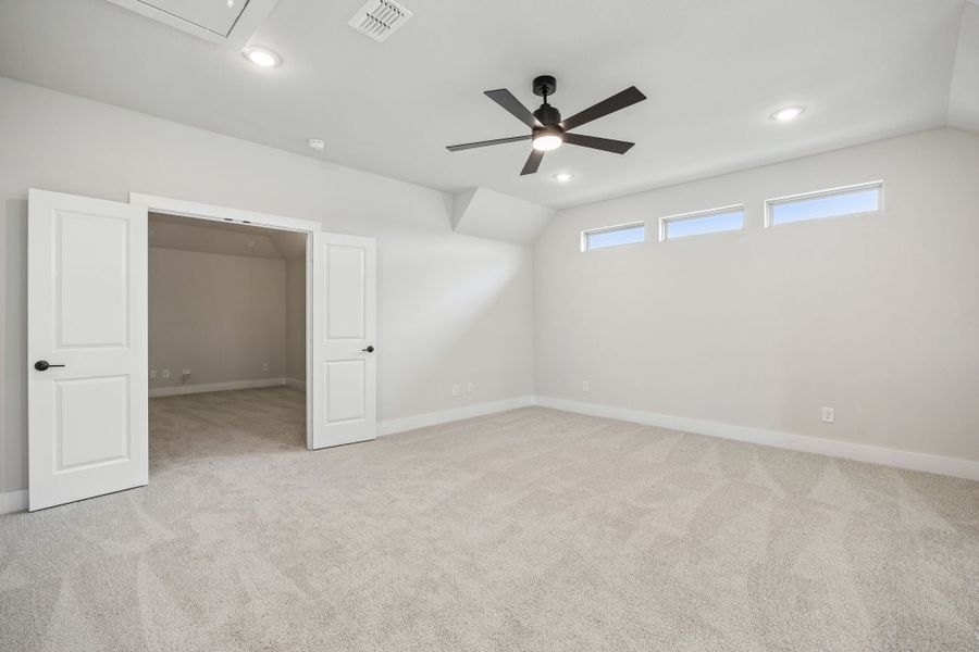Spacious, unfurnished interior of a new home in Painted Tree Lakeside, McKinney (Image 25). Spacious, unfurnished interior of a new home in Painted Tree Lakeside, McKinney (Image 25).
