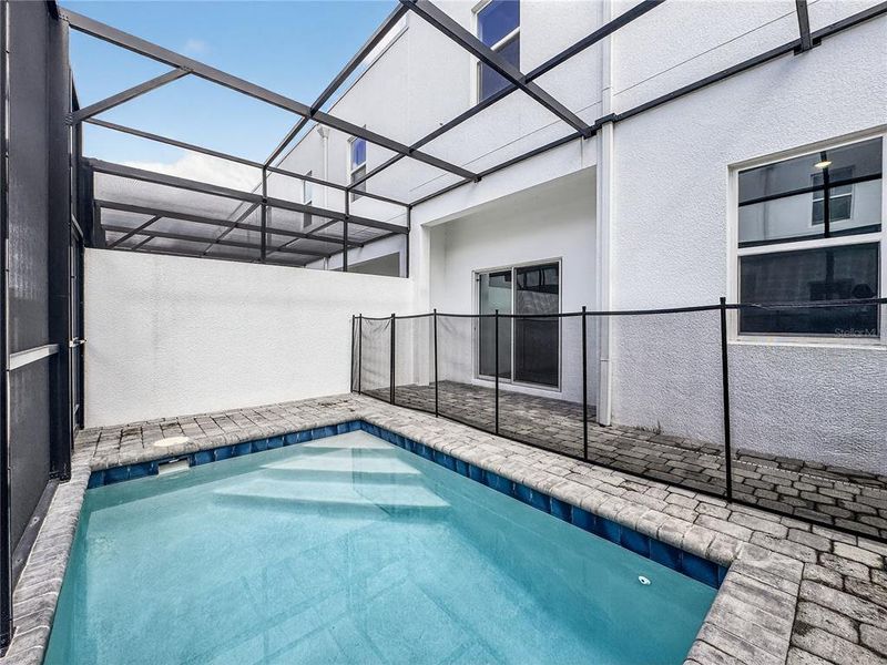 Exterior details and patio area of a home in , Davenport (Image 31).