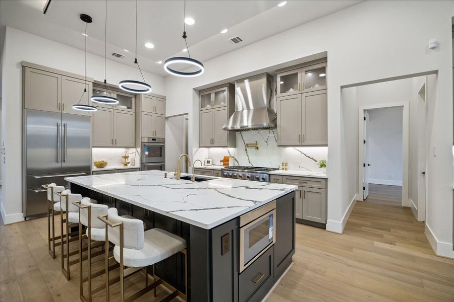 Furnished interior view inside a new home in , Bellaire (Image 13).